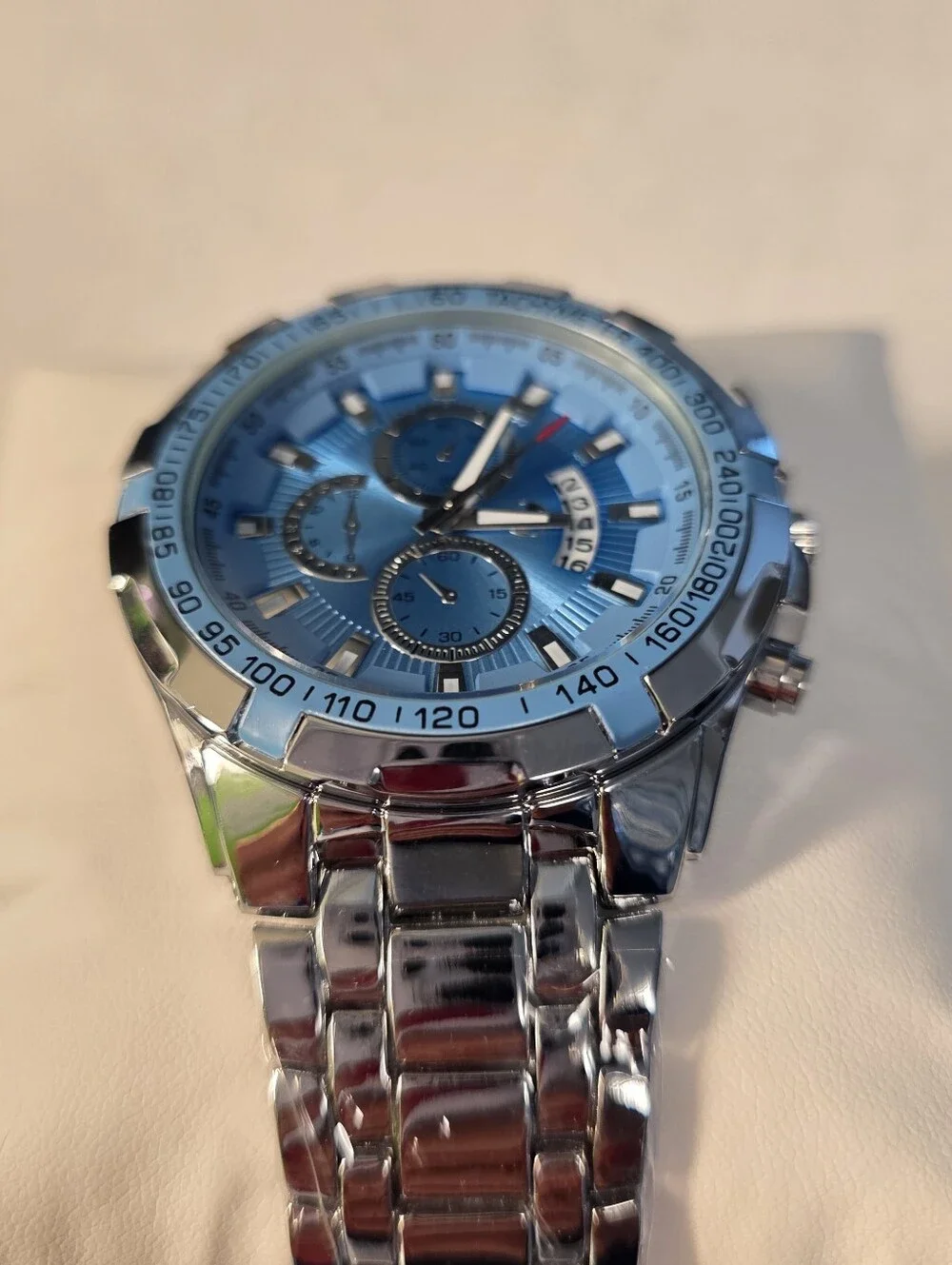 315. Men's Silver 45mm Quartz Watch With Light Blue Face And Bezel